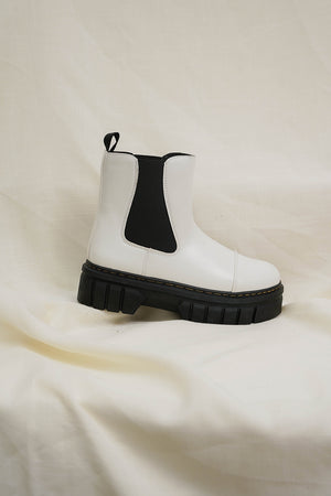 Bota Riva